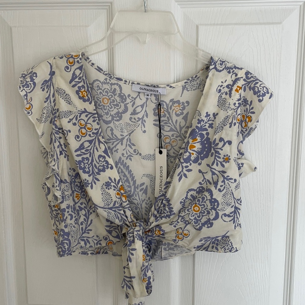 Olivaceous crop top